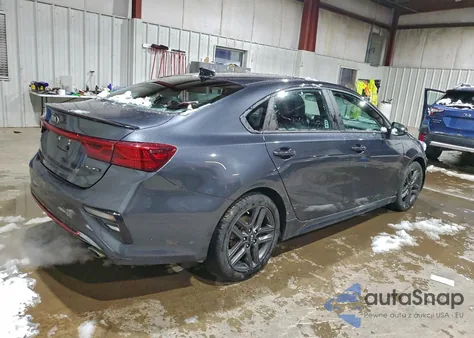 2020 Kia Forte Gt Line z USA, uszkodzony, nr VIN 3KPF34AD5LE239551